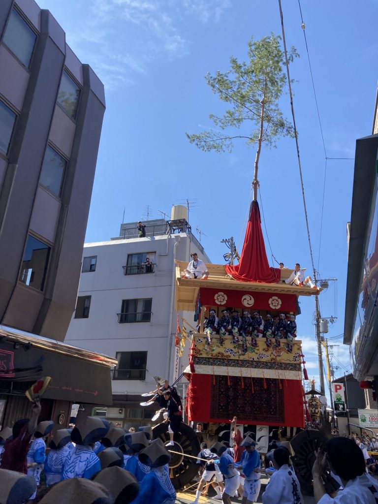 祇園祭・山鉾巡行に196年ぶり復興「鷹山」 その余韻を ”祇園祭～鷹山復興記念展～”京都文化博物館 | ラジトピ ラジオ関西トピックス